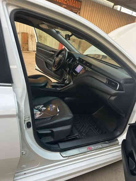 السلام عليكم
كامريSE وارد كندي كندي بدون حادث كلين مكفول من كل شي
2020 ماشية 64 ميل سيارة جاهزة رقم بغداد 
العنوان بغداد جسر المثنى جانب الكرخ 
السعر 220 ورقة سيارة جاهزة 
***********
