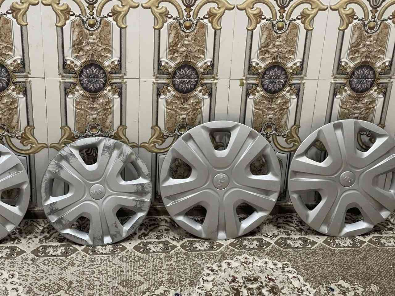 السلام عليكم
للبيع سوبايا  + دبات ادبلو عدد ٢ اصليات + مثلثات اصليات عدد ٢ + تخم كبات اصليات 
سعرهم كلهم ١٧٥ 
***********
