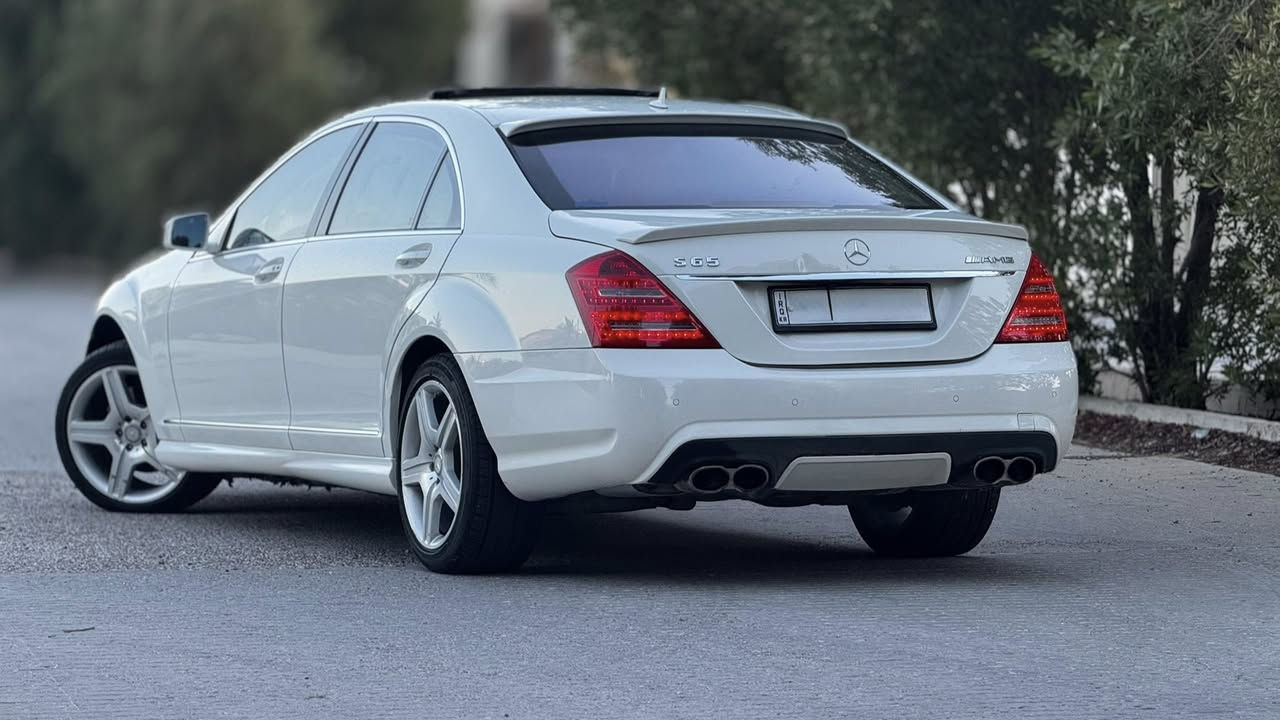 *****************************************************
للبيع مارسدس s550 L (ادوات) (ادوات) (ادوات)
باب طويل وارد يابان 2009
ماشيه 116000
داخل جلد اسود 
4 بيبان شفط
5 بردات
ويل amg
فچوچ amg
كت amg
فتحه سقف 
جام بولورايس
4 كشنات كهرباء
تدفئه بالمقاعد
سترين كهرباء 
جام اوتو 
مكينه و كير مكفولات
السياره كفاله عامه من سرقه و انتربول و عشائر 
اشاير بالمري
تخم تاير
حداديه جديده
***************************************************** 
السياره خير من الله و احلا من الصور 
و السياره جديده بمعنى الكلمه 
سعر السياره 105 و بيها مجال (قابل للتفاوض) 
متواجد على الفيس 

للاستفسار 
‭0788 486 2696‬

