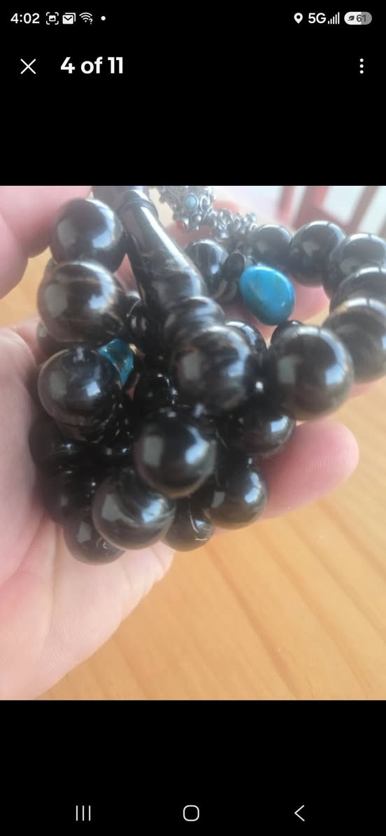 العمر اكثر من ٥٠ سنة. 
يسر طبيعي مع فواصل فيروز طبيعي مع كركوش انتيك فضة. 
USA Tasbih | هواة المسابح والكهرمان


**إذا كنت صاحب هذا الإعلان وتريد حذفه لأي سبب، رجاءا أرسل رسالة إلى الدعم الفني**