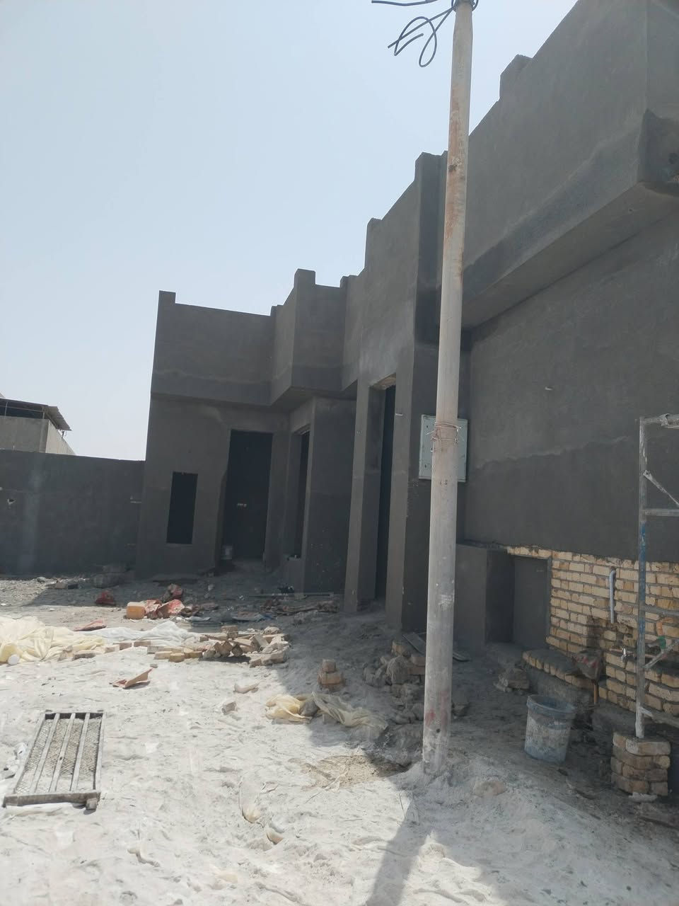 لبخ سمنت وبياض بسعر مناسب شرط درجه اولى الاتصال أو المراسلة 

***********
