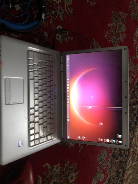سعر 80  قفل
نوعها DELL  lnspiron 1525
مساحه 300 جيجه من نوع HHD 
كارت شاشه من GMA X3100 
شاشه حجم 15.4 بوصه 
رام 4 
معالج intel Core2Duo