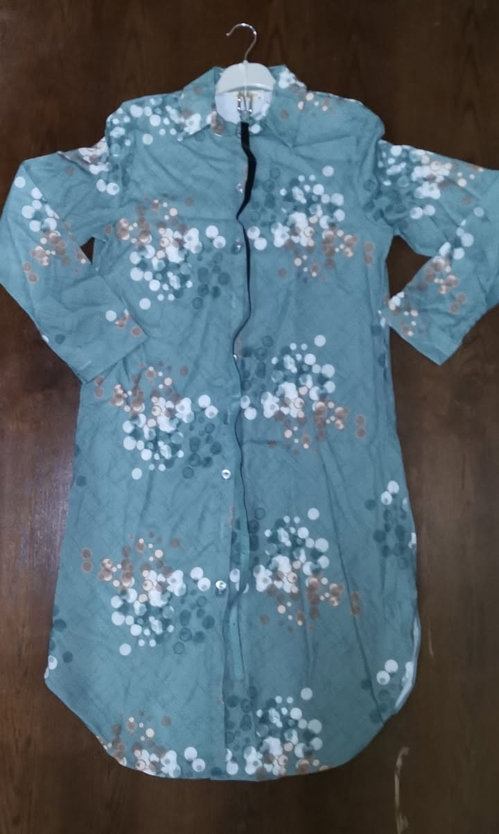 السلام عليكم
فستان نسائي تركي درجة أولى
القياسات 38/40/42/44/46
سعر القطعة 15الف دينار
يتوفر أيضا جملة بأسعار مختلفة يتوفر خدمة توصيل الى كافة انحاء العراق


**إذا كنت صاحب هذا الإعلان وتريد حذفه لأي سبب، رجاءا أرسل رسالة إلى الدعم الفني**