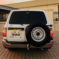 تۆیۆتا لاندکڕۆز مۆنیکا 2001 مواسەفات ٣روبع  سەلاجە،تەبرید ساردو گەرم م...