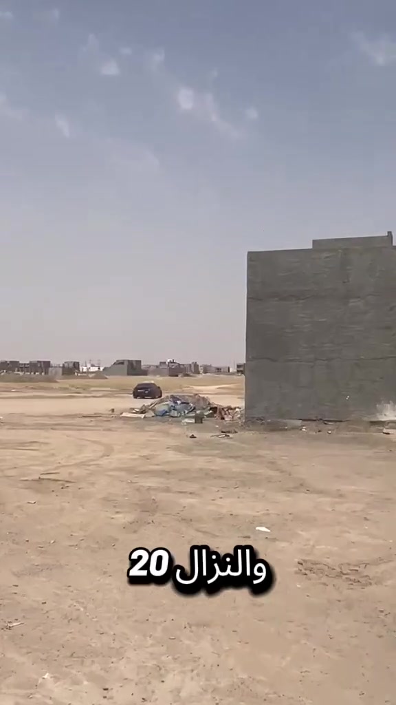 السلام عليكم
قطعة للبيع
300 م 
10 م في 30 م
شارع 15 م
الديوم منطقة ال 12 الف
بالبداية اول فرع من جهة ال 16 الف
للاتصال
‏‪***********‬‏
