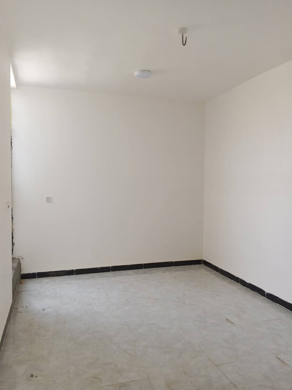 بيت 150 متر حي المرتضى
بناء 2026 درجه اولى
غرفتين سويت استقبال عول مطبخ صحيات داخلي وخارجي
السعر خاص
***********
