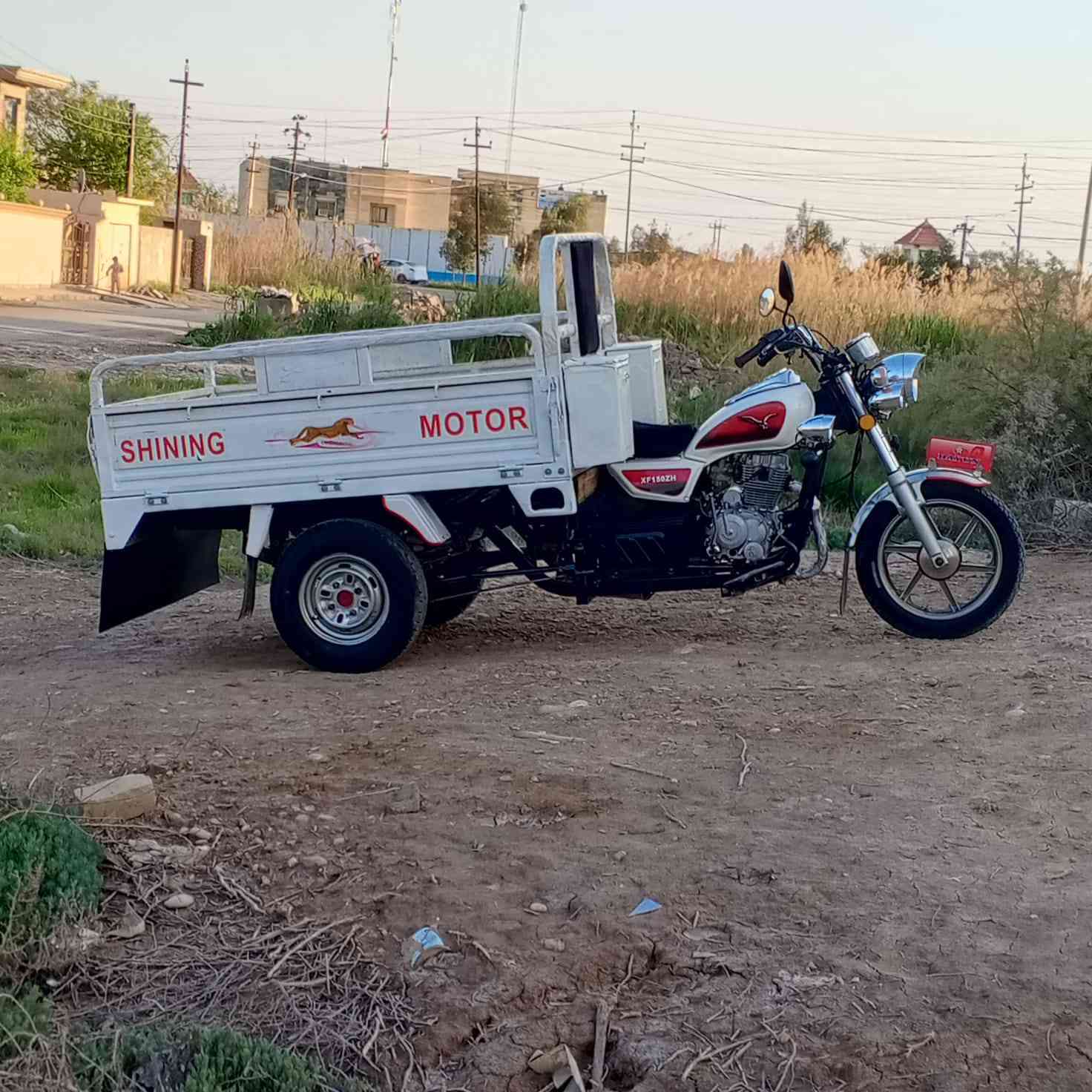 سلام عليكم ستوته للبيع موديل 21 محرك 150 اوراق 5بيها  كلا بلادي ركبه شاصي كهرابايات كله شقاله اشاير ستوته مكفوله من كل شي بدي قطرت خياس مابيهه  ستوته حلوه مرتبه مكاني ديالى جلولاء السعر خاص متواجد واتساب رقم الهاتف *********** وتحياتي للجميع
