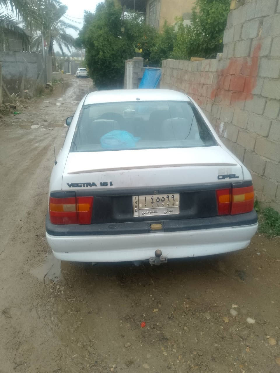 السلام عليكم اوبل فيكترا موديل 92كامله ماناقصها اي شي تحويل مباشر مامتواجد عل فيس او عل تعليق الشراي يخابر عل رقم وسياره جاهزه سعر 30وبيها مجال قليل 
الرقم ***********
