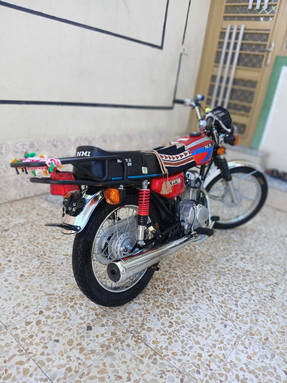 سلام وعليكم
دراجه للبيع نامه 2026اوراق كامله 
السعر 700بيه مجال
المكان ديالى بلدروز
الرقم .***********
