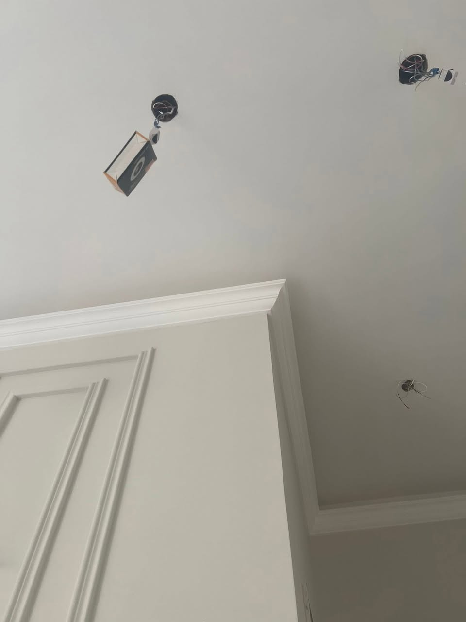 ديكورات محمد كلاسك كل ما هوه جديد في عالم الديكور خلي بيتك اجمل ويانه 
جزء بصيط من اعمالي ديكورات كلاسك اتمنا ينال اعجابكم 
كادرنا متخصص للديكورات الداخليه للاصباغ الداخليه ول خارجيه 
اعمالنه متقنه وبمواد درجه اولى وأسعارنا تنافسيه يهمنا رضاكم واسعادكم الحمدلله حتا ترضى 
الاستفسار ***********
الانبار - الرمادي
