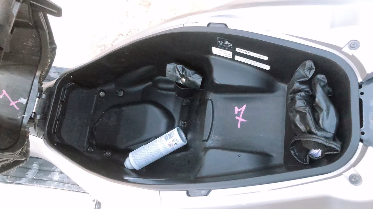 السلاو عليكم متاح دراجه الجيل الثاني ياباني نازله رمبه شهر 2025/12/13 ماشيه 20 كلش نضيفه مكاني بغداد سعرها 16 ونص تجي تاخذها من بيتي ***********
