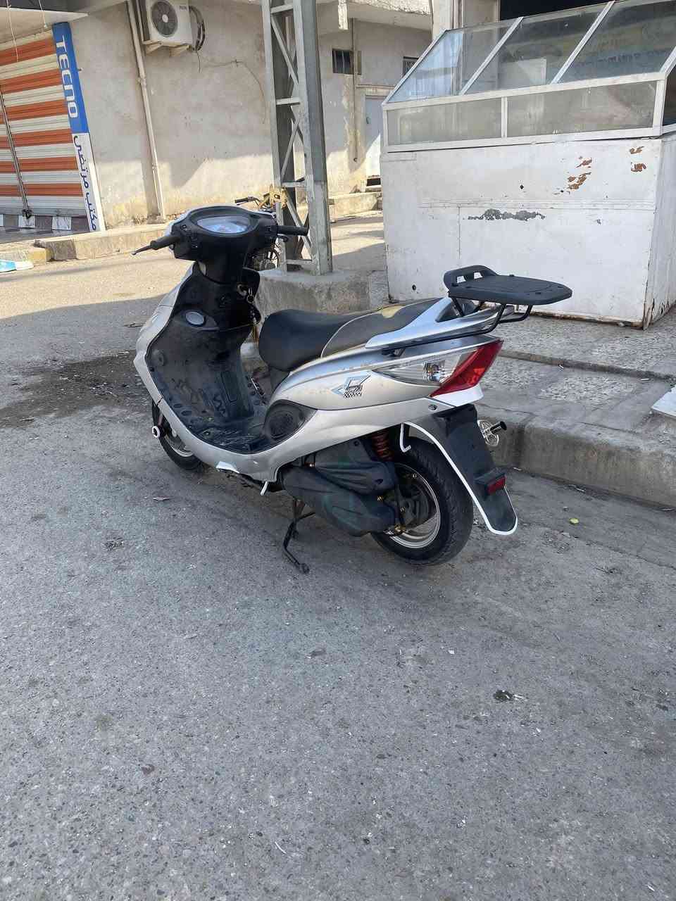 سلام عليكم دراجة  كامكو   بوليس مكينة 150 كفالة عامة دراجة حلوة نظيفة ومرتبه وبيها ترتيبات ما ها ناقص أي شيء سعرها 750  بيها  مجال ***********
