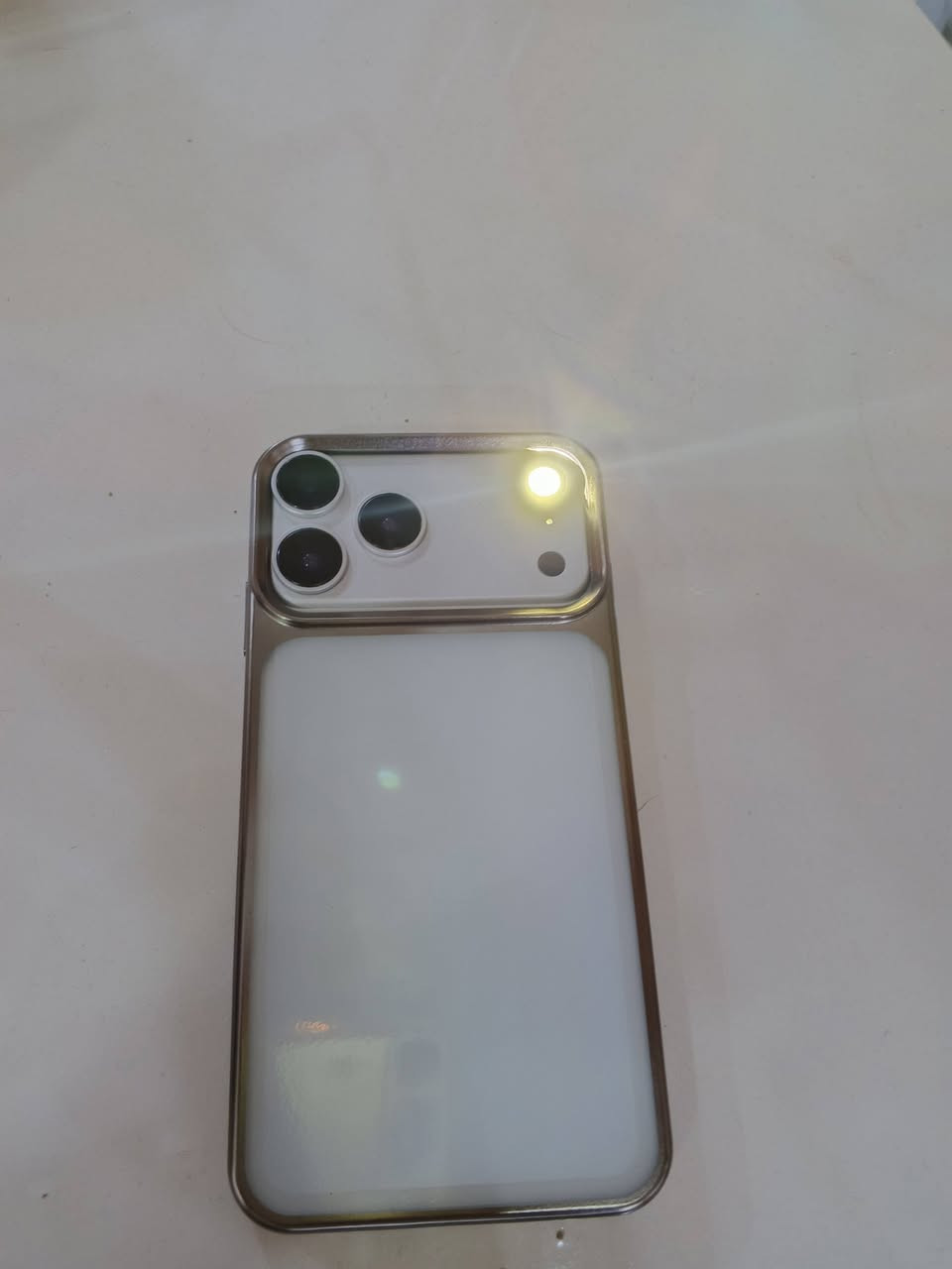 السلام عليكم ايفون إكس اس ماكس ذاكره 512 بطاريه 100 مبدله بصمه الوجه المايك مال اتصال شريحه ما يشتغل فقط بس ع الواتساب شغال طبيعي السعر 350 قفل البصرة كرمه علي للستفسار *********** فقط واتساب لان مايك الشريحه مايشتغل
