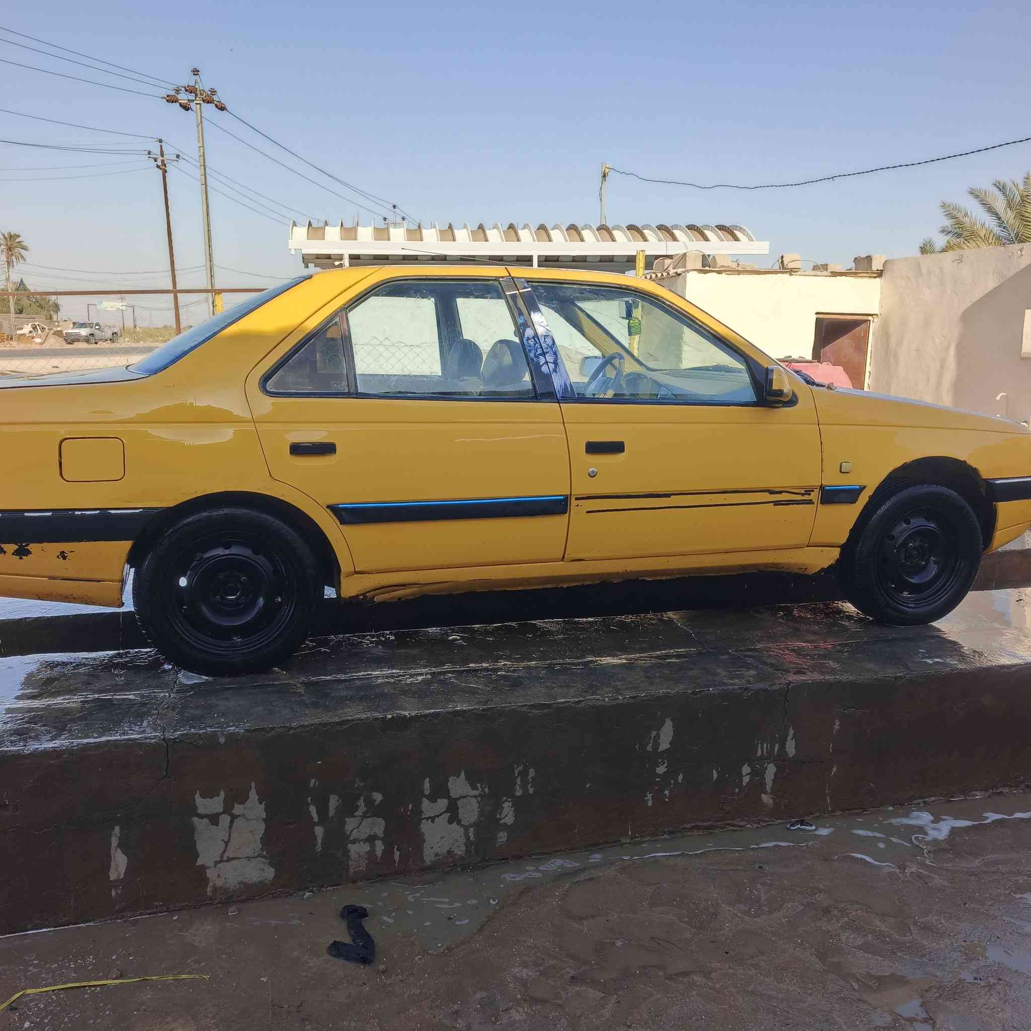 سلام عليكم بيجو 405  2016بيه ضربه بصندوك ومصلحه سياره مكينه وكير وتبريد وحداديه وتيرات كله جاهزه ماناقصه برغي سنويه صاقطه راعيه بنجف يداور رجال ماعده شمال رقمي بي واتساب لخاص مفتوح ***********
