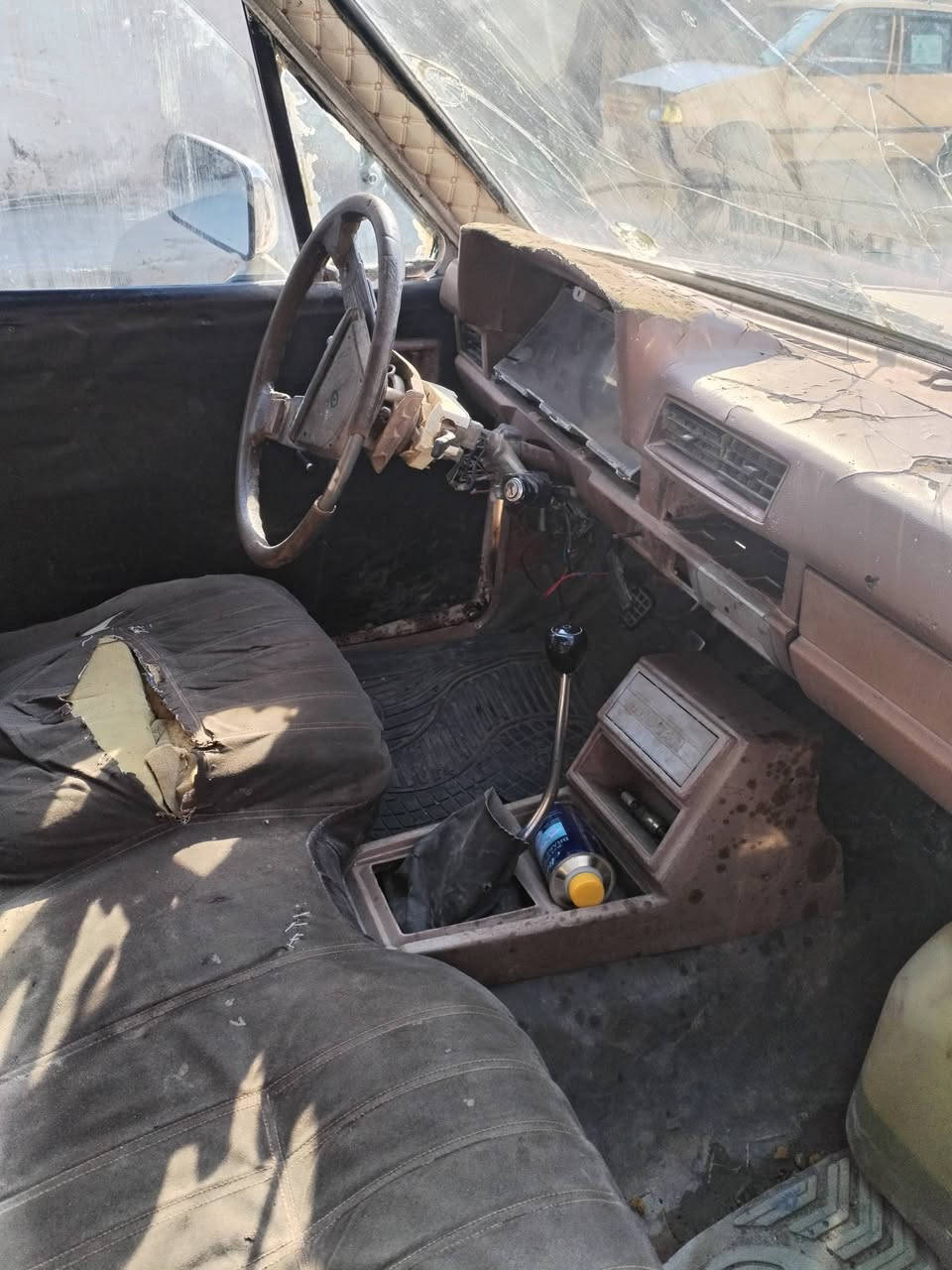 بيكم شغال كامل كير محرك بودي نضيف بي كاربون  والكشر موضح بالصور سعر مناسب 12 ورقه
مكان جانب الايمن ***********+***********
