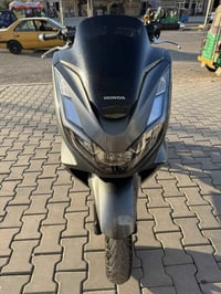 جيل الرابع ياباني ياباني بحالتة الوكاله دراجه جديده للاستفسار رقم الها...