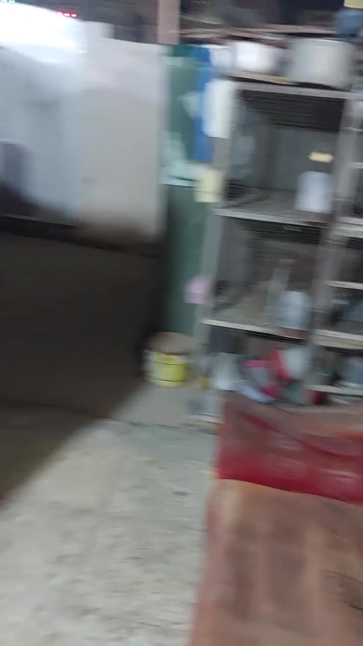 سلام عليكم بيت تجاوز للبيع عل سايدين مال قهوت لمتقاعدين يم لسوك كلش لبيت نضيف وكامل تعال وكعد ليريده يخابرني او يراسلني ويدلل ***********

