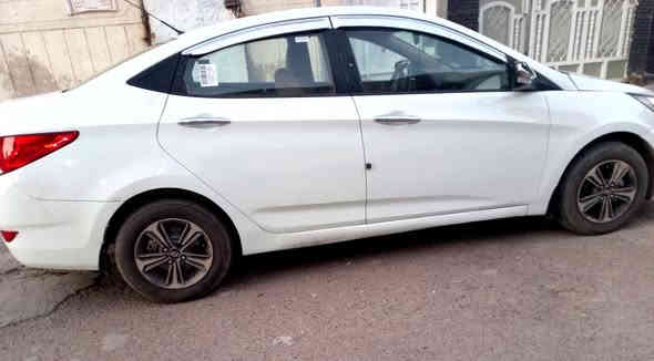 اكسنت خليجي 2012 رقم بغداد انكليزي محرك 1600 سنندر. شاشة وكاميرة وتحكمات ستيرن تخم ويل كب  حساس خلفي نظام اقتصاد وقود  نظيفة تبريد ثلج باتري جديد صدر ايخبل  السعر 97 مكانه الشراي يتصل ***********
مكانه بغداد المعالف
