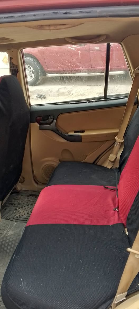 السلام عليكم شيري تيكو موديل 2013 مصبوغه جماليه مدور ثاني يوم رقم انجليزي باسمي سياره جاهزه من كل شيء وترايك وين ما تريد كفاله كير مكينه*********** السعر 45بيه مجال كلش بصيط تبريد شغال تدفئه مكاني نجف حي الثوره رقم قادسيه هزه جديده السنويه تسقط بال 2027
