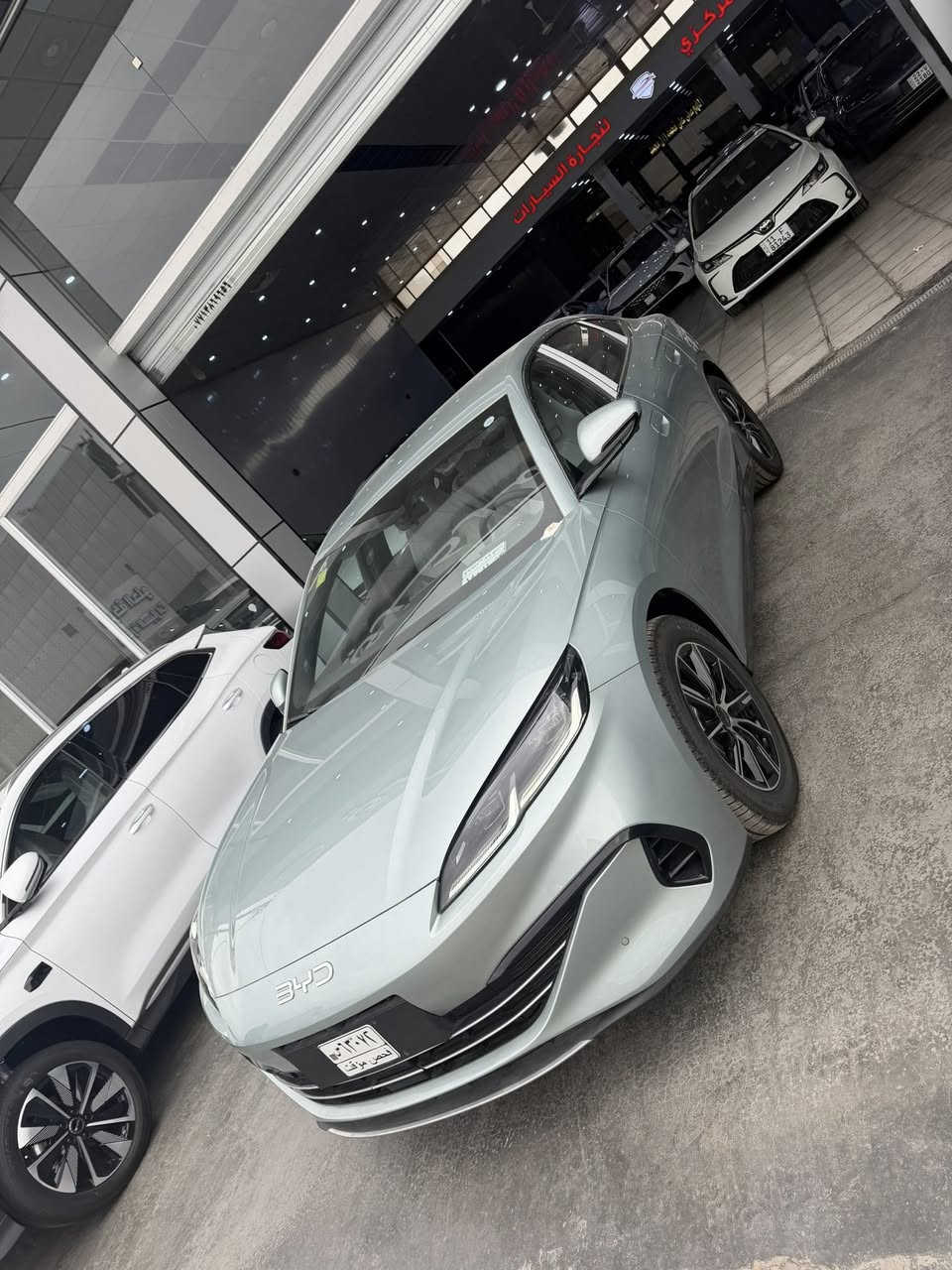 دخول جديد 2025 وصل العملاق من شركة BYD  سيل 6الون مميز   داخل ابيض  كرسي كهرباء شاشه كبيره قلاب   ويل كب كروم كبير حساس 🔥💯موجود كميات خير من الله الاسعار نارررر بس يم شركة بغداد المركزي اتصل واسمع السعر 💣💣💣💯🔥
‭
0773 655 0667‬
