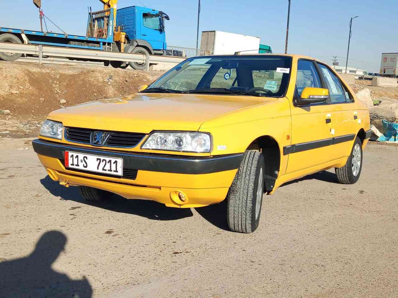 سلام عليكم بيجو لميس أكد 2016سياره كفاله عامه 
سياره جديده تخم تأير صدر امامي خلفي جديد سياره مال جناي مكينه وكير مكفولات سعرها ٤٩ وبي مجال مكاني بغداد رقم الهاتف ***********
