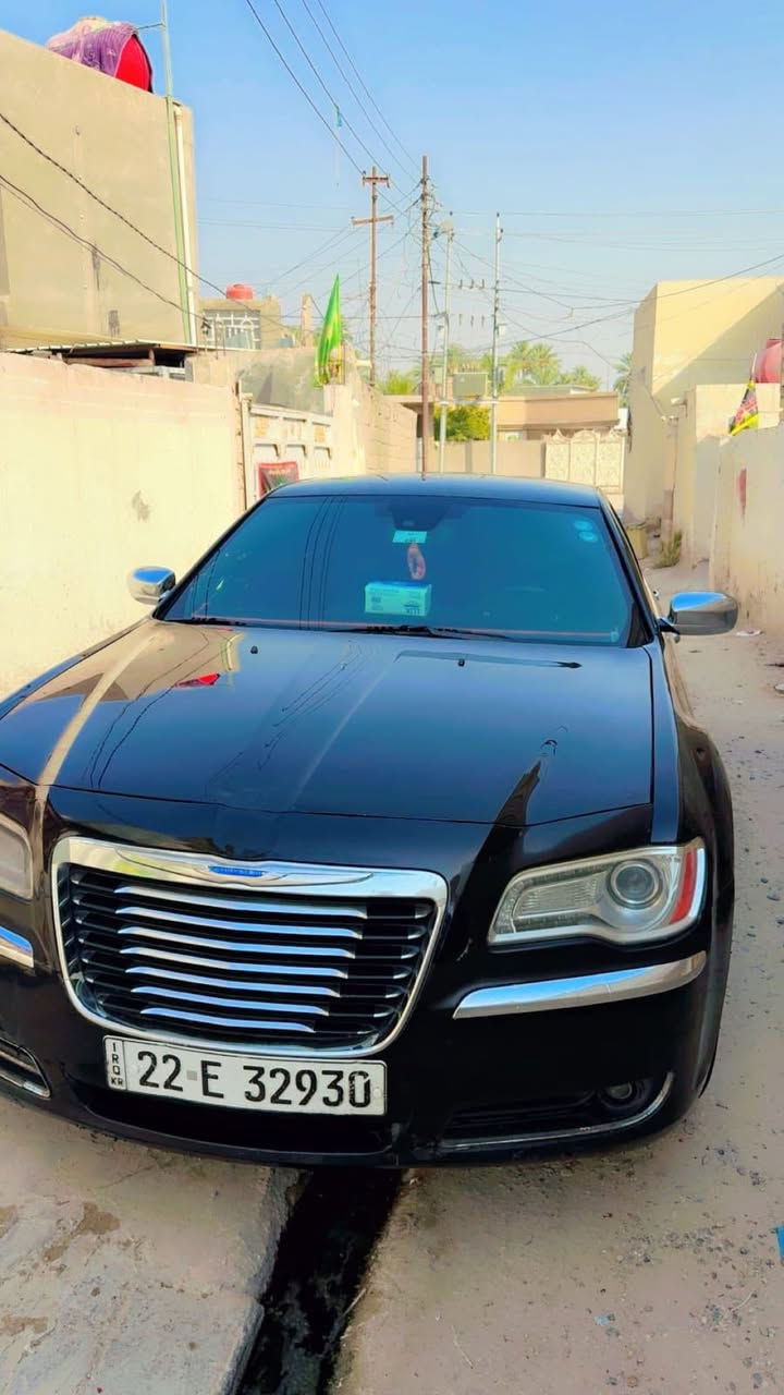 من رخصة الادمن السلام عليكم اوباما مديل 12 اسود داخل عسلي جلد رقم اربيل باسمي تحويل ثاني يوم سياره جاهزه بدون حادث بدون ايرباك بس شويه بارد بلدور مال الجاملغ مثل ما موضح بلسونار بيع نقد أو مراوس حسب القناعة السعر ب160 وبيها مجال مكاني حله رقم التليفون***********
