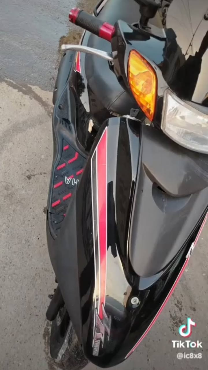 دراجه بريز ببغاء جدا نظيفه
محرك بالباكيت
والنظافه كدامك الاعظميه السعر ٧٥٠ وبيه مجال
***********
