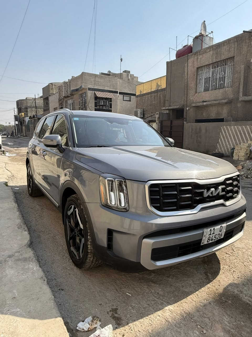 KIA TELLURIDE 2023 S
كيا تيلورايد ٢٠٢٣ اس 

وارد امريكي بدون حادث بارد باب خلفي عكس السايق بدون صبغ 

  رقم الشاصي    5XYP64GCXPG342211

⛔️السعر 3 شدات وبيهة مجال ($300 ورقة)
⛔️مكينة 6 سلندر  (3800) 
⛔️7 راكب كراسي منفصلة
⛔️ماشية 43 الف ميل
⛔️شاشة متصلة 
⛔️3 وضعيات قيادة

العنوان بغداد الجديدة

للتواصل خاص .
او عالرقم ***********
