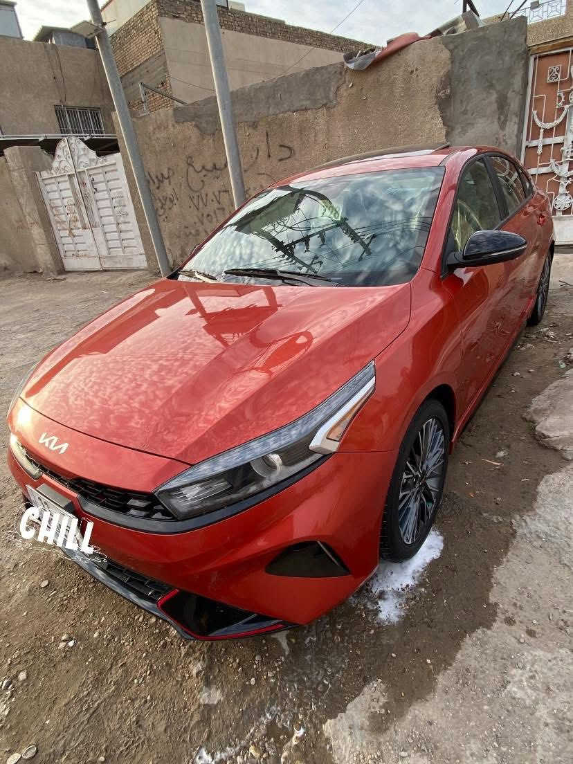 السلام عليكم شباب كيا فورتي موديل 24 لبيع
موصفات فول جيتي لاين فتحه بصمه شاشه تحكمات

لون مشمشي محرك 2000 دوش ماشيه 13 حقيقي 

صور حادث داخل منشور بدون تبديل بدون صبغ شرط 

حادثه بارد جاملغ وحافه بنيد وبيه داير جاملغ بارد شي بصيط  ايرباك راجع شركه سعر 163 وبيه مجال بصيط  مكان بغداد الرقم ***********
