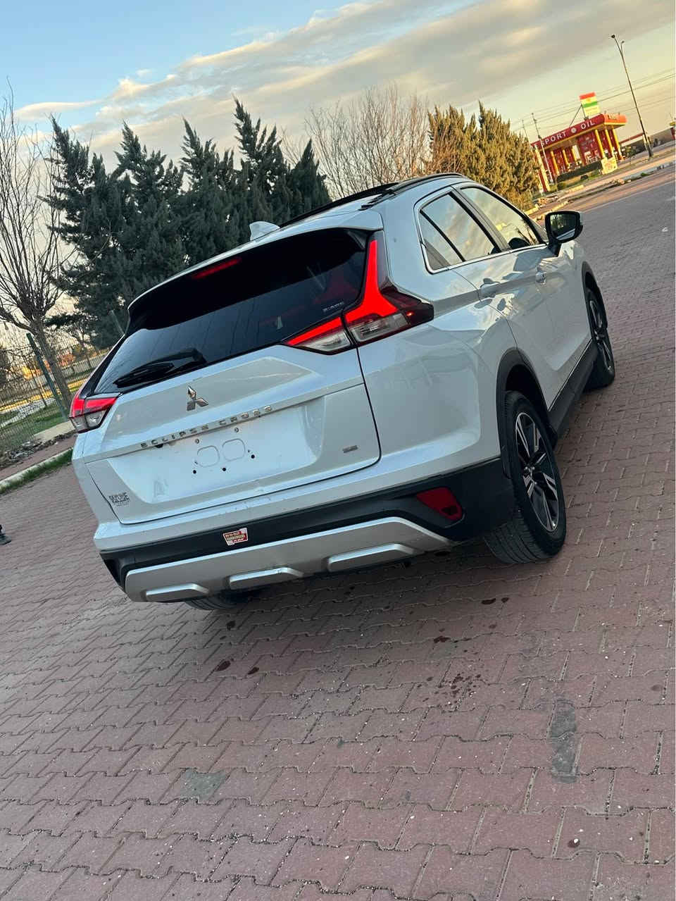 مسبوشي يكليبس ٢٠٢٣ فول 
سعر ١٥٤
تيل ***********
سياره جاملغ بوونت سبووخ بي داخلي شرته هه موو شتي بيلاده 
مواصفات فول بانوراما بسمه و بريك بسمه و شاشه و كوشنات جلدوو كهرباي كوشن ساروو گه رم لايتات ليتوو زينون فول ويل كروم دبل اكسل 
مواصفات فوف فوله زماره كاتي سي مانگي له گه له
سعر ١٥٤
تيل *********** عنوان ئاكرئ اكر, نينوى
