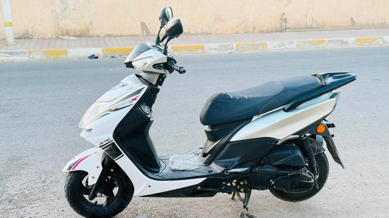 دراجه سكنس شمعه للبيع
مكينه ما مفتوحه 
كفرات بلاد
تايرات جديد
للتواصل خاص او | ***********
