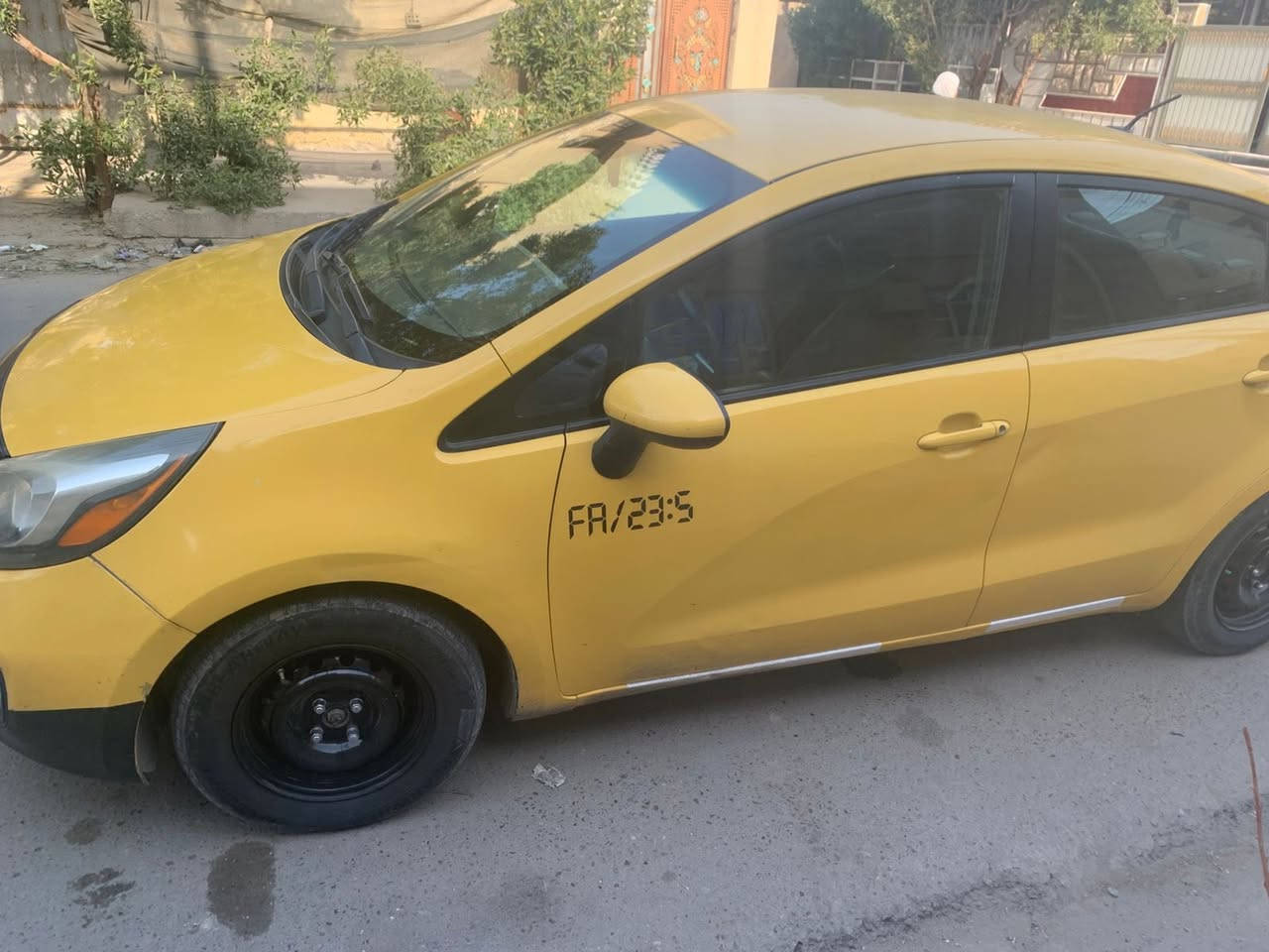 السلام عليكم
كيا ريو موديل 2013
ضربه جاملخ 
سياره بيه تبخير 
السعر ٧٠ $ مكان سياره بغداد 
***********
