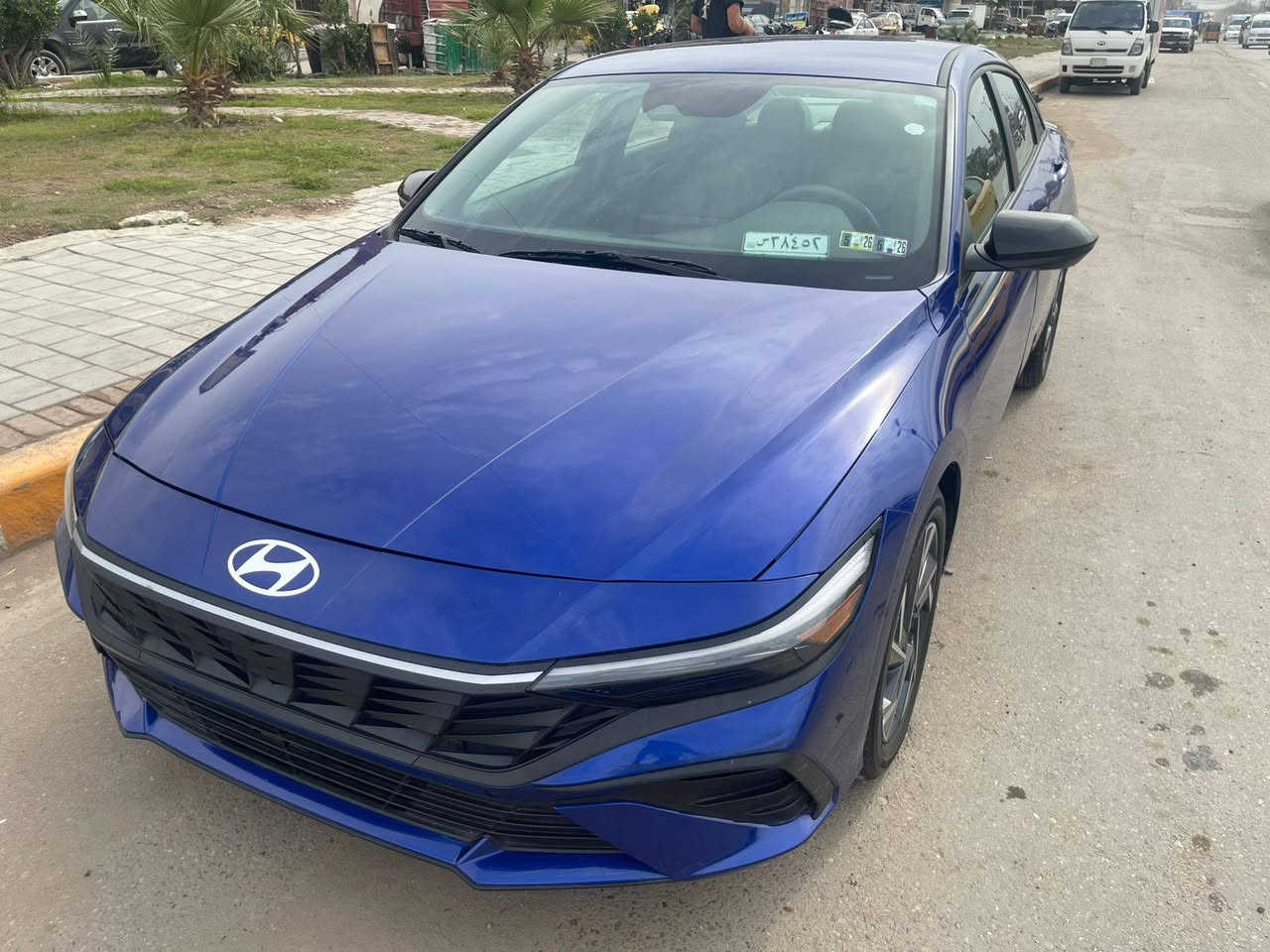 السلام عليكم ELANTRA 
موديل 2025 سيارة زيرو ماشية ١٠ الف بأمريكا والعراق مماشية كيلو سيارة كارتون من كلشي بجم كبس شاصي لغد حوض كفالة من دكة الابرة سيارة بيها صبغ بين البابتين قطع جهة السايق تكم كفالة دكة مابيهن 
مكاني : بغداد حي اور بالقرب من سيكال 
رقمي : *********** متواجد اتصال واتساب 
السعر : 159
رقم فحص مؤقت داخلة باسمي شخصيا
دعاميات بدون قطرة صبغ فقط بين البابتين نصهن
