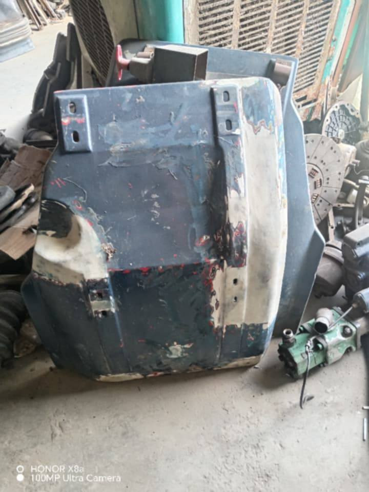 سلام عليكم غراظ سكانيا للبيع مكان بغداد سياحي طبشه لطش كامله هيه واويل بم كير 880 *********** شوته 113 عكرب كامله جعامق ستيرن جاملغات ابجومه شوت 111.112.113
