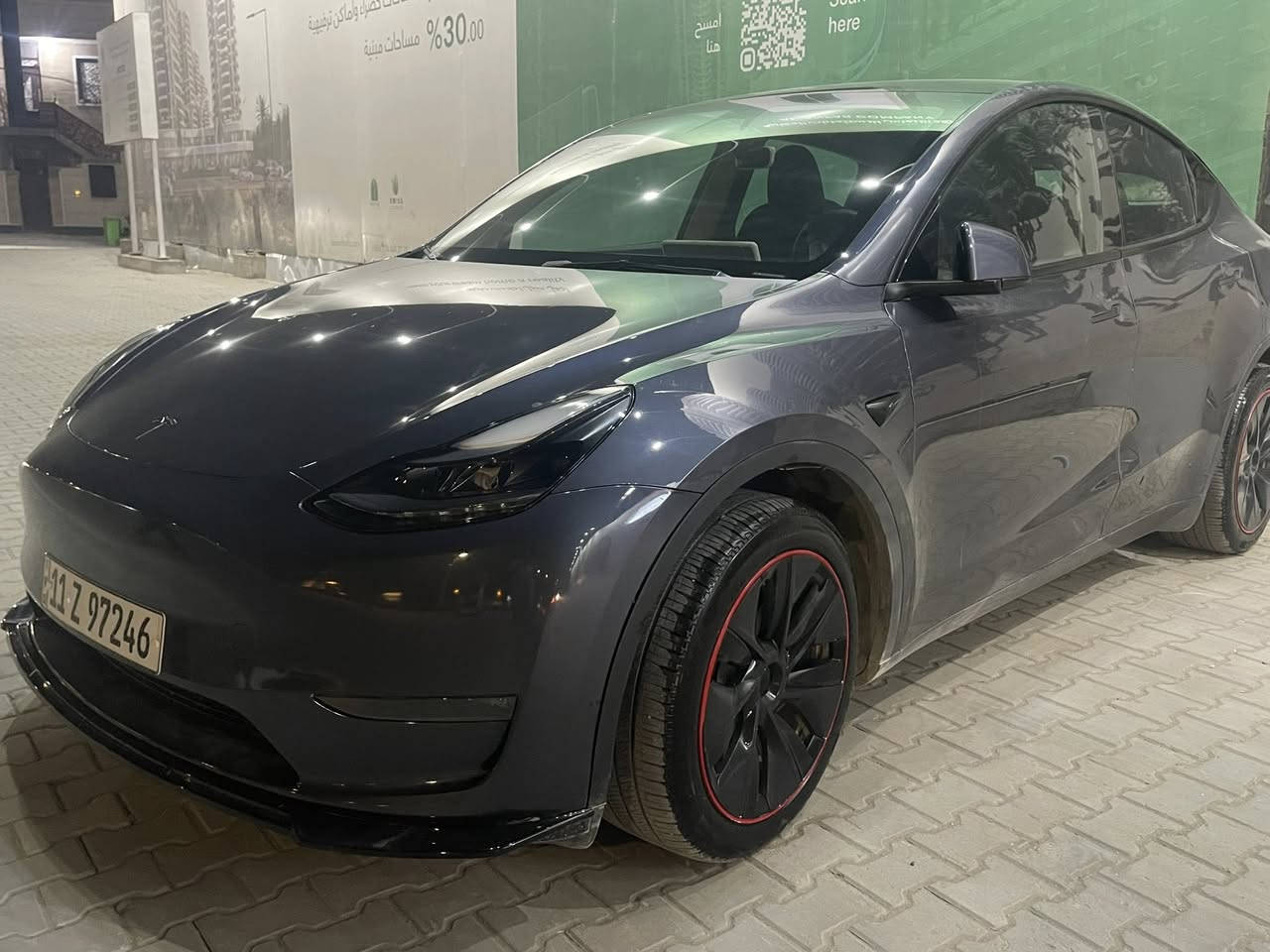 تسلا Yدبل ماطور موديل ٢٠٢٣السيارة بدون ايرباك ماشيه ١٧الف حادثها خالفي صبغ جاملغين الخالفيه وقبق جنطه والباقي مكفول محدثه اخر تحديث السيارة جاهزة وجديدة جدن جدن السعر ٢٢٠واي استفسار على الرقم ***********
