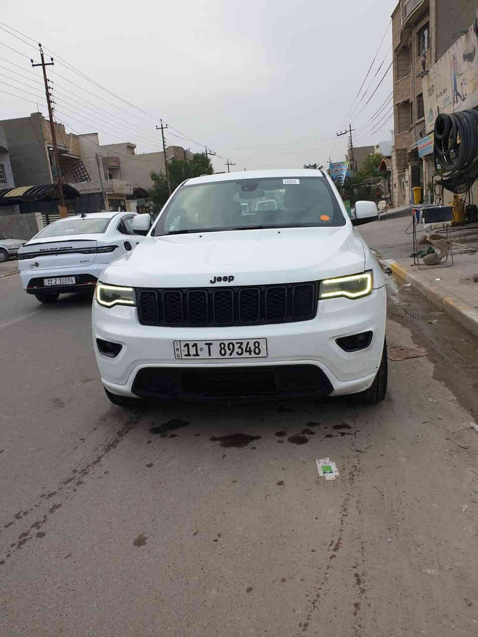 السلام عليكم من رخصة الادمن 
Jeeb Lemited4×4
مـوديل 2018 رقم بغداد
مواصفات اليمتد معروفه فول ماعدا الفتحه 
لـلبيع فقط سونارها مرفوق بلمنشور 
السعر 194 وبيها مجال بصيط
للاستفسار الاتصال على الرقم ***********
