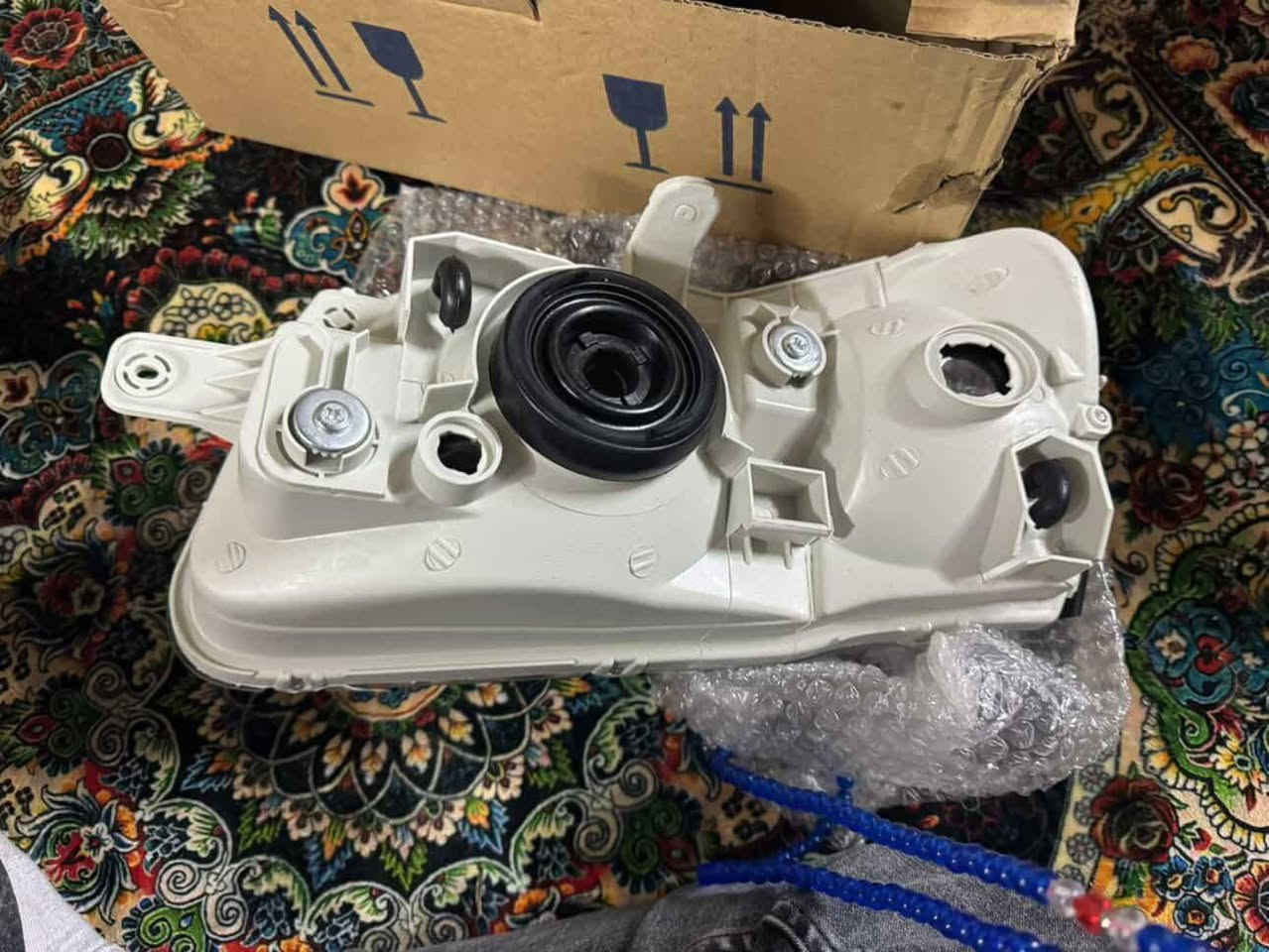 سلام عليكم مازده تك يمنه للبيع موديل 2014 كورك بي وتساب   *********** وا  ***********4اثير اتصال بس
