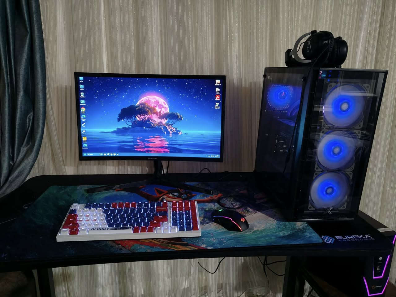 🔴 للبيع حاسبة ألعاب كاملة + UPS  🔴

💻 المواصفات:
 • Intel Core i5-12400 (جيل 12)
 • GIGABYTE B760M Gaming X DDR4
 • RTX 3060 Ti GALAX 8GB GDDR6X
 • RAM 16GB Corsair Vengeance RGB Pro 3200MHz
 • SSD M.2 NVMe 256GB
 • HDD WD Blue 1TB 7200RPM
‎ • تبريد مائي XIGMATEK Liquid Killer X240 ARGB
‎ • كيس XIGMATEK Elite One مع مراوح ARGB
‎ • باور سبلاي XIGMATEK 600W 80+
‎ • شاشة Samsung 24” FHD – 144Hz – Panel VA

🔌 UPS:
 • Power Solid 1KV (Offline)
‎ • حماية من انقطاع الكهرباء وتذبذب الفولتية

‎📌 الحالة:
 • استعمال خفيف
 • نظيفة جداً استخدام 3 اشهر  

📍 المكان: الموصل
💰 السعر النهائي (مع الشاشة + UPS):
👉 1,250,000 دينار عراقي 
(والسعر قابل للتفاوض)
للتواصل عالرقم *********** واتس اب
