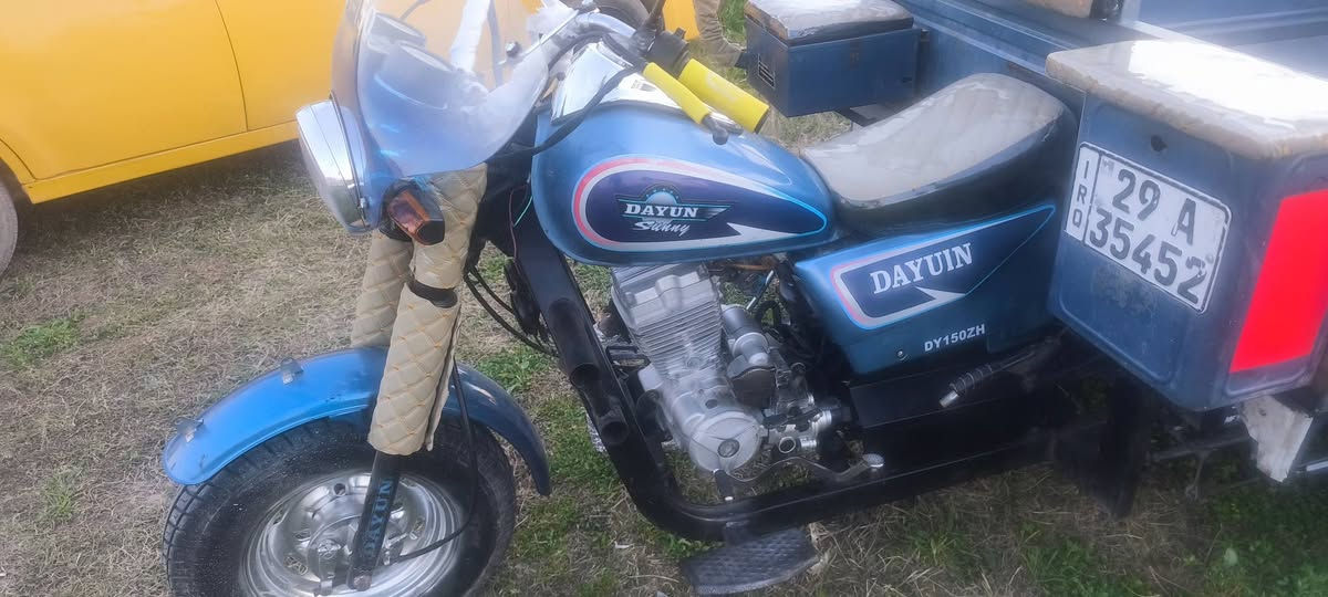 السلام عليكم 
ستوتة دايون موديل 22
رقم وسنويه بسمي 
السعر ٣ 
مكفوله من كل عيب مال چناي تجي وشوف بعينك احلى من الصورة 
عنوان الكوت قرب سيطرة البسروكيه 
رقم الهاتف 
***********
