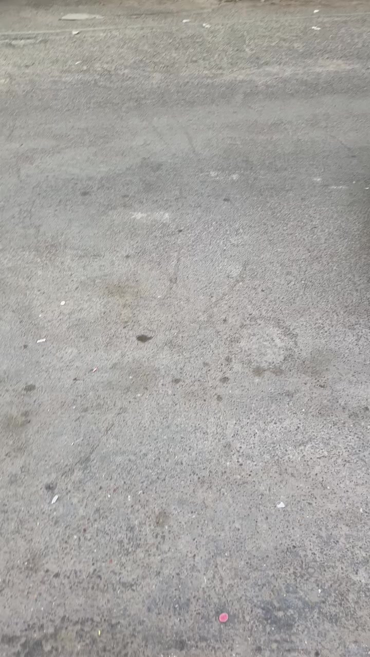 سلام عليكم احبتي مرخصت اخوتي كيا فورتي للبيع موديل 2014مكينة 2000جيدي اي رقم كربلاء رقم مميز حادثها بابتين من امريكة سيارة شوف العين ناقصها صبغ حدادية تخم تاير صار سبوع شادهن سيارة جاي اعمر بيها وصار عدي ضرف طارة وطريت اعرضها للبيع بيها خط على كربلاء ابيعها على خطها الشراي توصل على الخاص ***********
