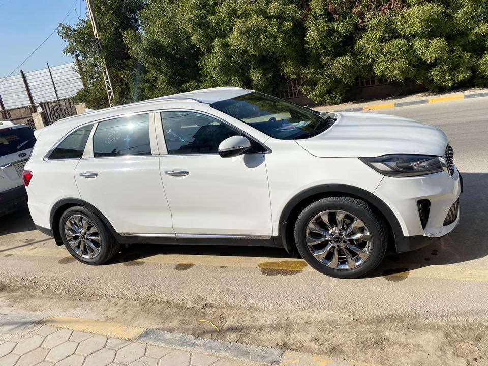 السلام عليكم سونتو 2020 للبيع محرك 6اسلندر  ماشيه  100 رقم بابل السعر 243$وبيه مجال قليل مكان السياره النجف الإشراف للاستفسار الاتصال ع الرقم ***********
