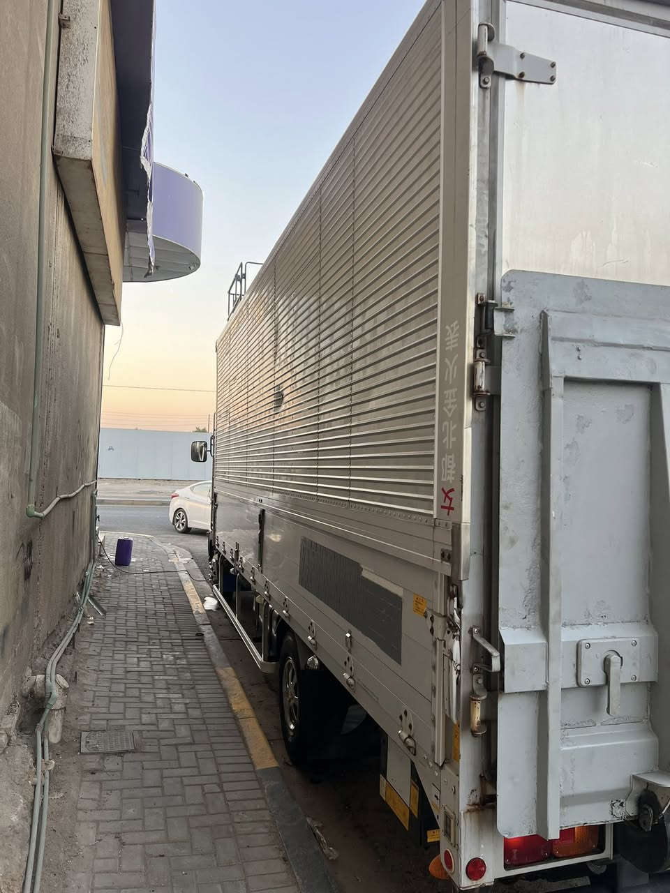 هينو حافضة دخول جديد مكينة ستة سلندر سوبر تسجيل بسم مشتري رقم بصرة مكان سيارة بصرة***********
