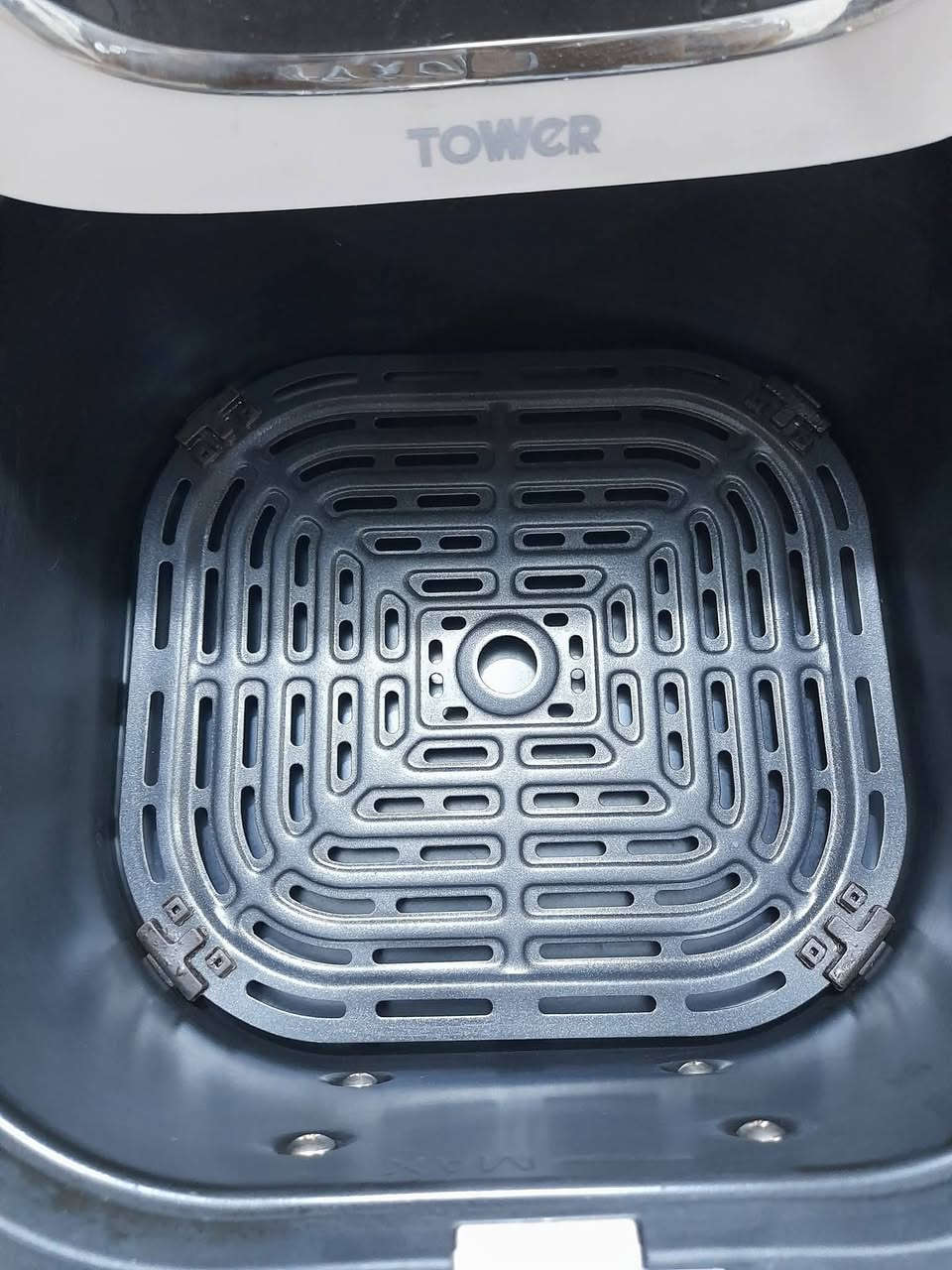 قلايه هوائيه شيل دجاجه كامله الصنع برطاني بعدها بجيسها غير مستخدمه السعر 45 الف ماخذها ب 65


**إذا كنت صاحب هذا الإعلان وتريد حذفه لأي سبب، رجاءا أرسل رسالة إلى الدعم الفني**