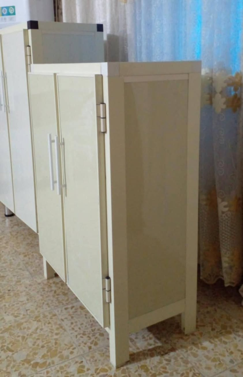 السلام عليكم شغل جديد جزامه القياس ارتفاع متر والعرض٧٠ والنزال ٣٥ السعر ع الخاص اذا شغل ماعجبك يرجع يوجد توصيل داخل ميسان مستعدون تصليح كاونتر قديم للاستفسار مراسلة الصفحه او اتصال ع رقم وات ساب  ***********
