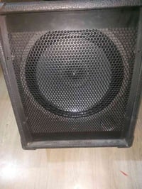 سماعتين • جديدة • من إيطاليا