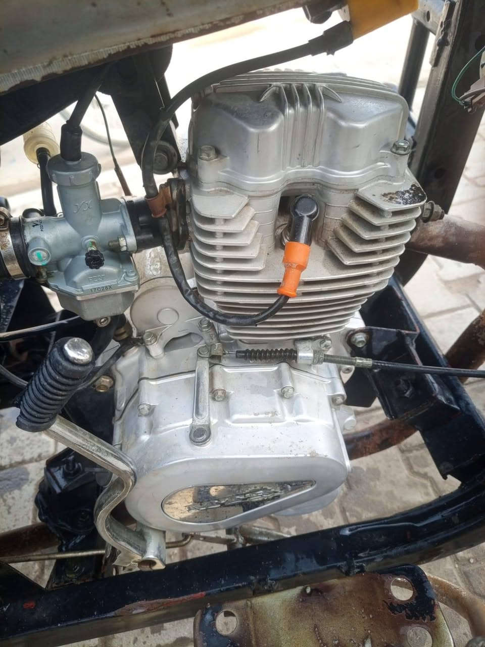 السلام عليكم ستوته ام تي ار للبيع مكفوله كله شغال كهربائيات محرك مامفتوح موديل 2015 السعر 1800وبيها مجال ***********
