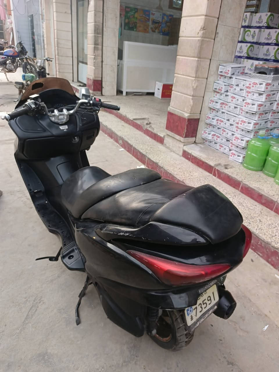 سلام عليكم
بسبب الوعود الكاذبه اعيد النشر
اخوان فورزه 0.9 معروفه مواصفاته بصمه ومانع انزلاق ABS ولايت زنون عالي ناصي اخليله دهن فولفورين ومي زيتي يعني مدلله على اخر حبايه محرك كير مكفولات شرط! 
تجي تفحص وين ميعجبك وتطلع تراي وين ميعجبك
الدراجه ابيعه ب 800قفل لان متوازي على دراجه ومكان ماعندي بالبيت عالي ومااكدر اصعده وفر العراق متلكه بهيج سعر وبهيج نضافه واذا عندك أربعه كير حربي شلامجه تسهلي أمر ورجائا لحد يغني من يطبلي تره معروفه اسعار الفورزه والاربعه كير مكاني نجف الخاص موجود ورقمي هاذا وبيك خيد ودلل***********
