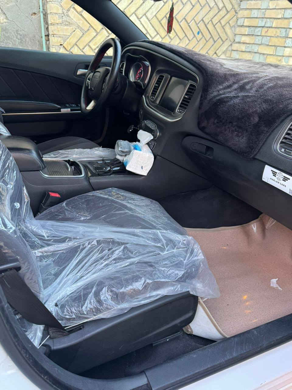 السلام عليكم جارجر 15 كندي كفاله عامه حته من الشخط السياره جديد بمعنه الكلمه جاهزه ما تصرف عليها الف ما مشتغله خط رقم سليمانيه بسمي شرط التحويل مكاني واسط النعمانيه السعر اتصل عله الرقم ***********
