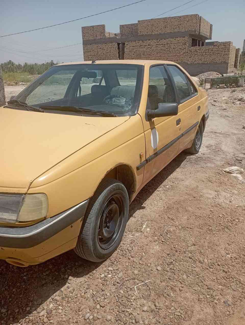 بيجو 405 موديل 10 مكينه كير خير من الله تبريد شغال السعر 25 وبيهة مجال حك الجيه مكان حله ***********
