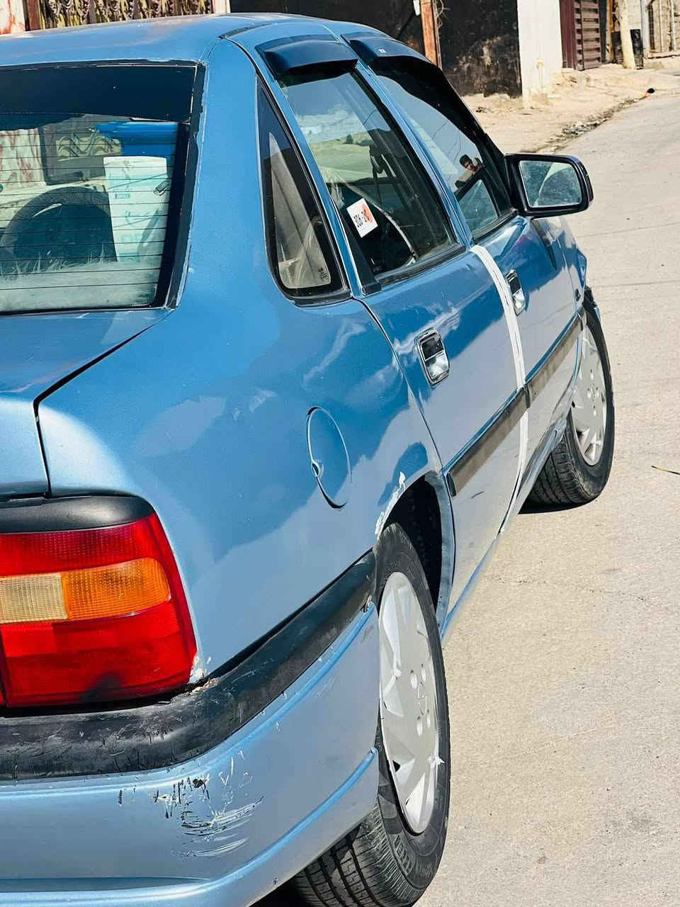 للبيع أوبل فكتر صلاح الدين خصوص سنويه ساقطة 20 لون أزرق شرط التحويل والغرامات وبيه بطاقه  بانزين ***********
